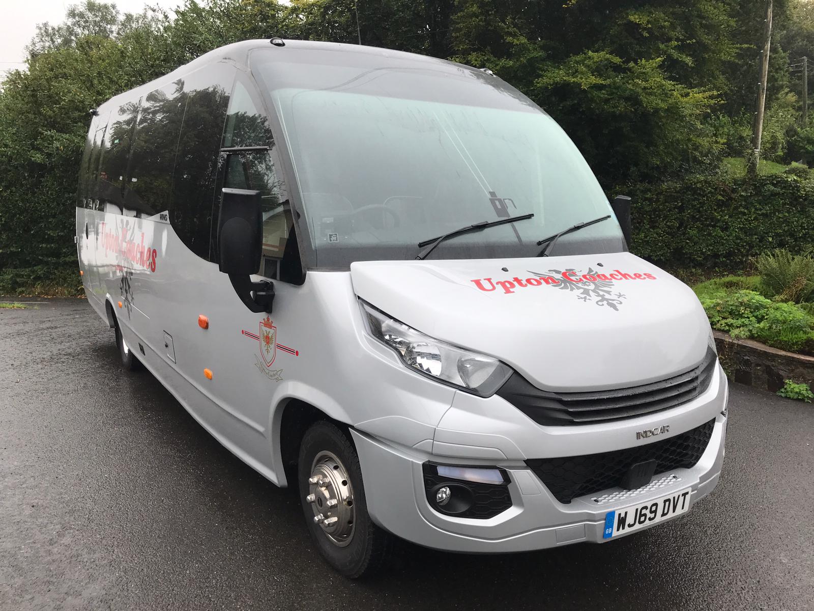 upton coach tours